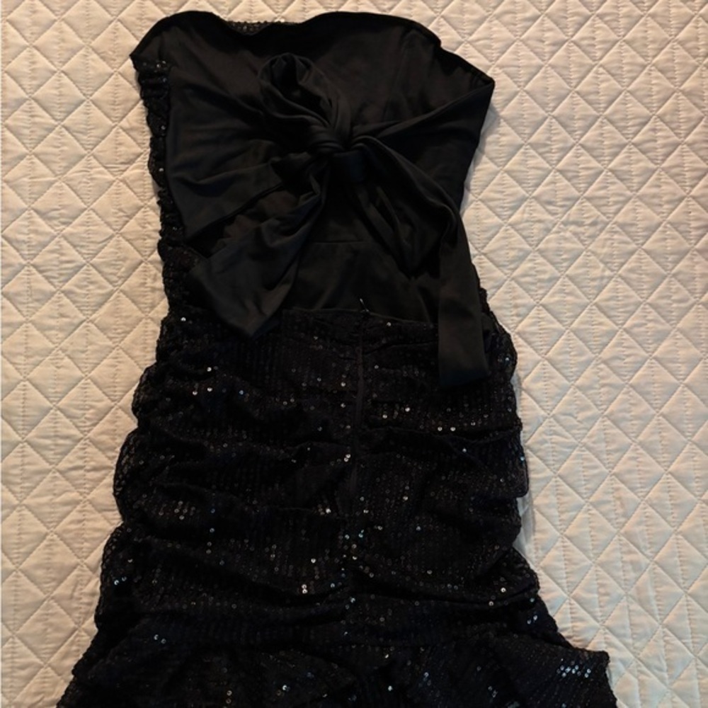 SHEIN Black Sequin Prom Dress